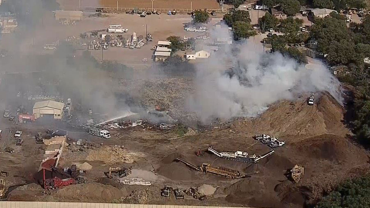 Large Mulch Fire Burns in Fort Worth NBC 5 DallasFort Worth