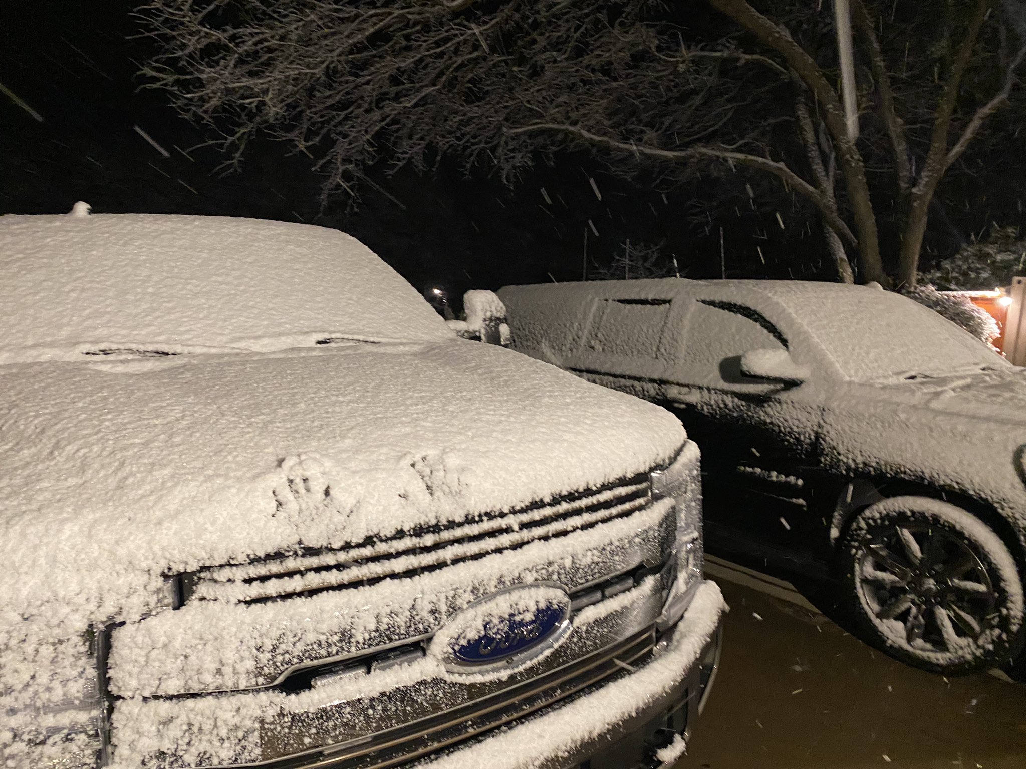 The Navarro County Office of Emergency Management tweeted pictures of icy conditions Thursday morning. (Published Feb. 6, 2020)