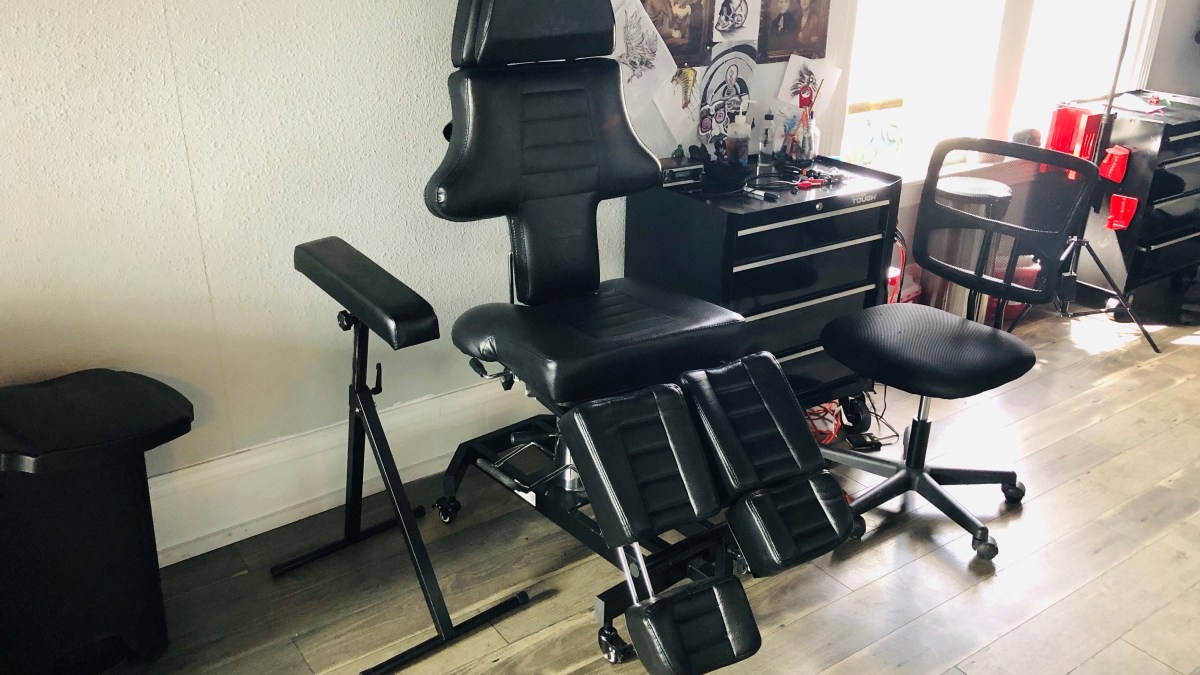 Tattoo Artists, Massage Therapists Upset They Can't Reopen Yet – NBC 5