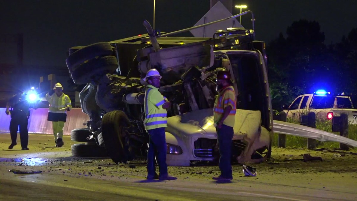 1 Killed in Dump Truck Rollover in North Fort Worth - NBC 5 Dallas-Fort Worth