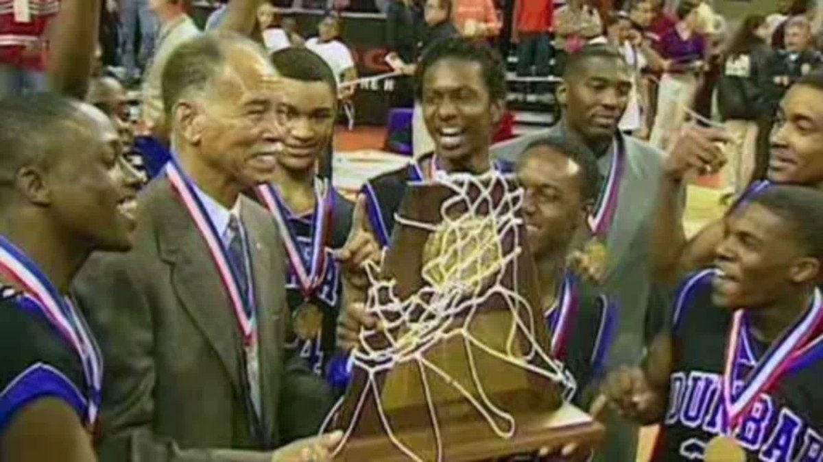 Legendary Texas high school basketball coach Robert Hughes dies at 96