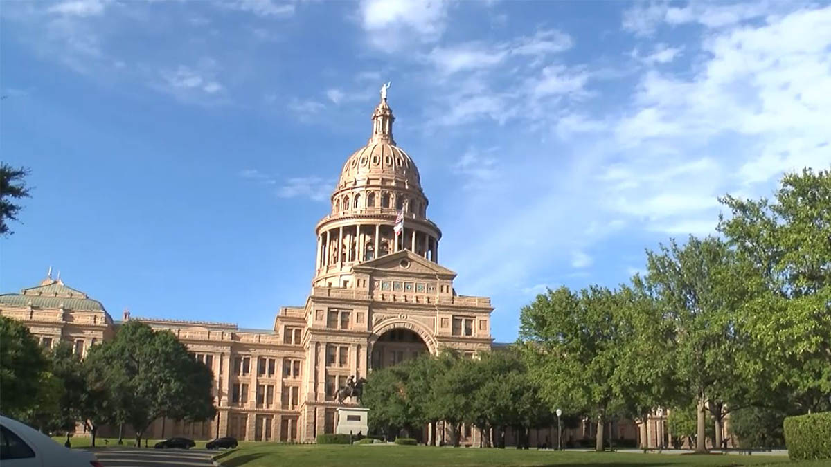 Two Dozen New Bills Go Into Effect Jan 1 New Year S Day Nbc 5 Dallas Fort Worth List Of New Laws In Texas Taking Effect January 1, 2022