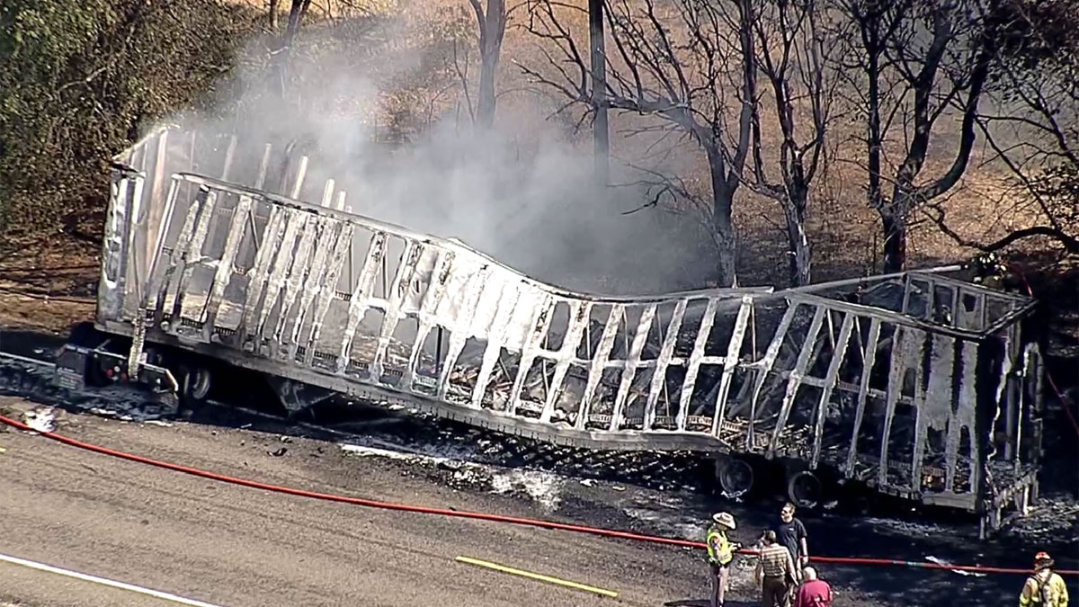 1 Killed In Fiery Tractor Trailer Crash In Ellis County Explosions Reported Nbc 5 Dallas Fort 6852