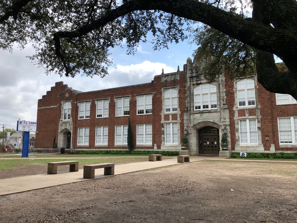 Dallas ISD Neighbors Deal With Confirmed Case Of COVID 19 In Local dallas-isd-neighbors-deal-with-confirmed-case-of-covid-19-in-local