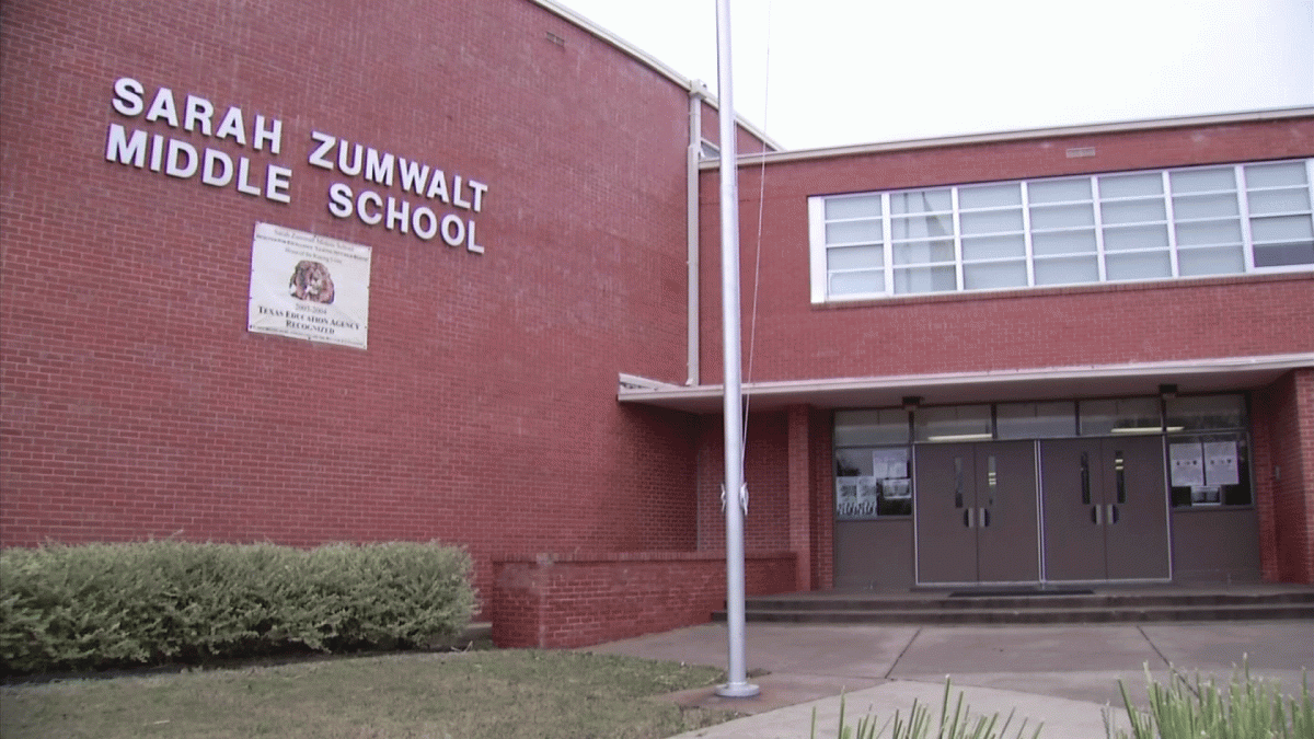 mold-forces-zumwalt-middle-school-students-to-move-nbc-5-dallas-fort