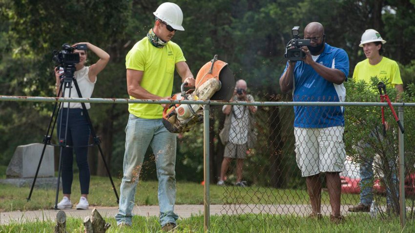 East Texas Town Removes Fence Between White, Black ...