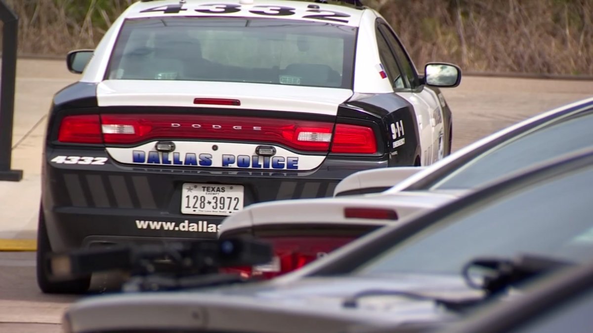 Man fatally shot on Mentor Ave., Dallas Police investigating – NBC 5 ...