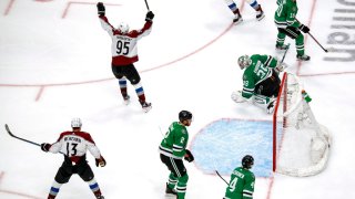 EDMONTON, ALBERTA – AUGUST 26: The Colorado Avalanche celebrate a goal by Nazem Kadri (not pictured) past Anton Khudobin #35 of the Dallas Stars during the third period in Game Three of the Western Conference Second Round during the 2020 NHL Stanley Cup Playoffs at Rogers Place on August 26, 2020 in Edmonton, Alberta. (Photo by Bruce Bennett/Getty Images)