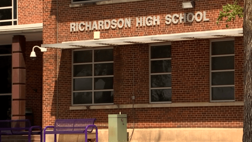 Richardson ISD Opts for Staggered Start for Schools