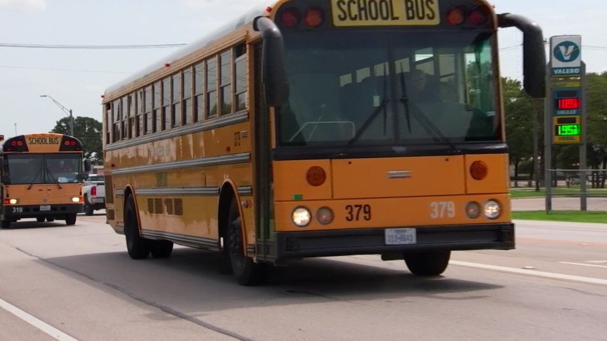 Some Mansfield ISD Students Go Back to InPerson Learning NBC 5