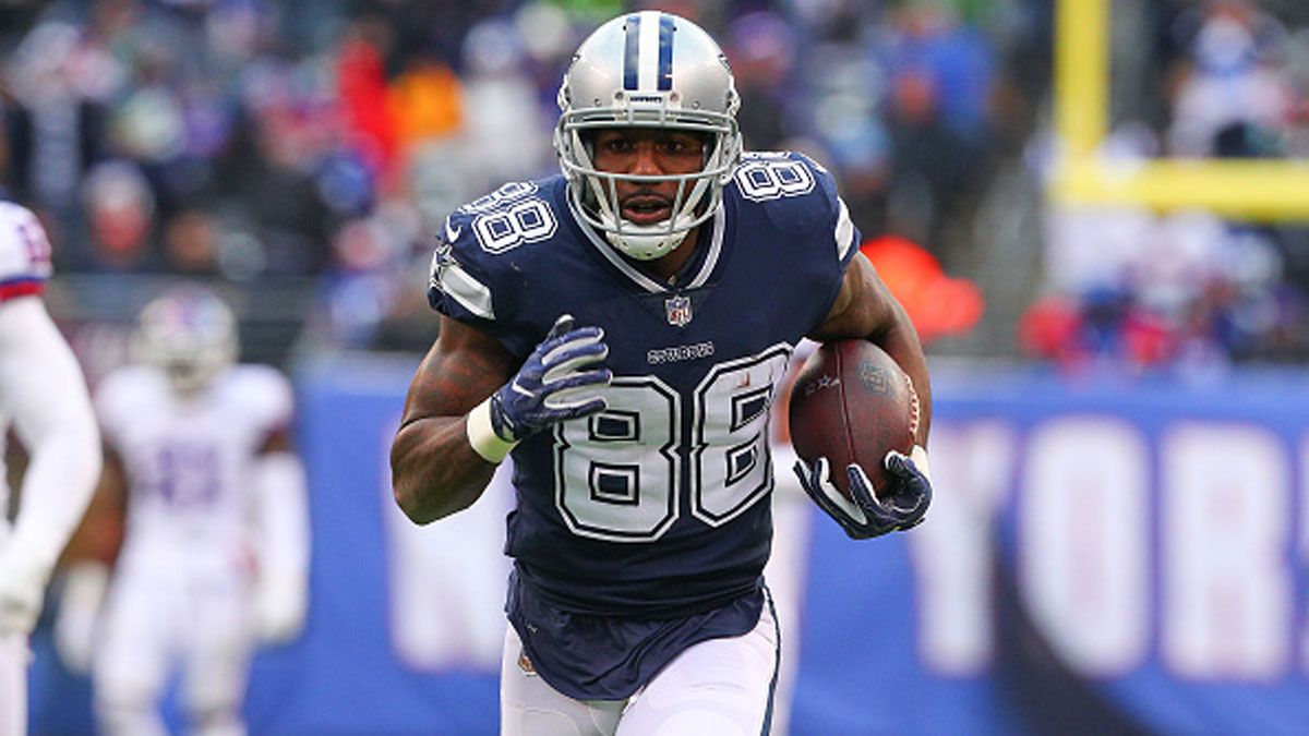 Why Ravens-Cowboys was played after Dez Bryant's COVID-19 test - Sports  Illustrated