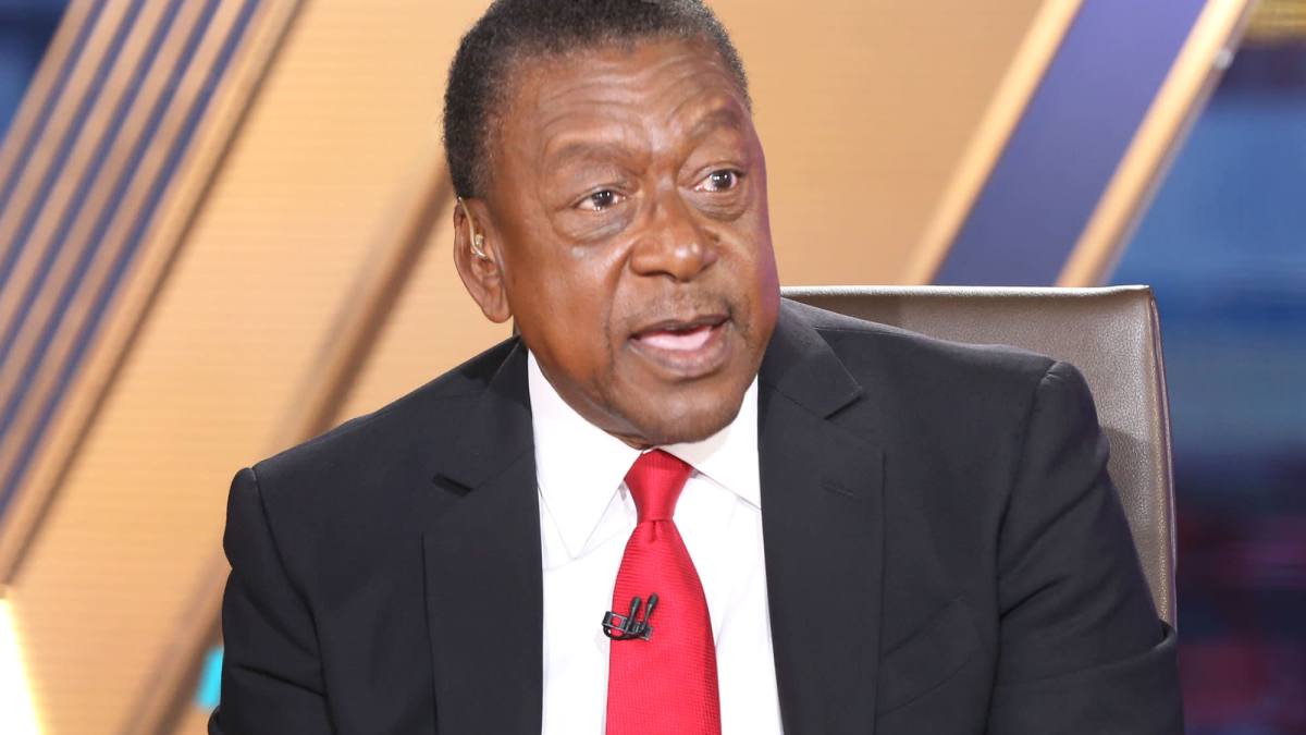 Here's What Prominent Black Americans, Including BET Founder Robert Johnson, Want the Next Generation to Know - Vimarsana News