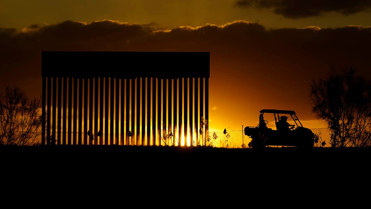 Fed. Judge lets DHS proceed with border wall through small Texas town's levee system
