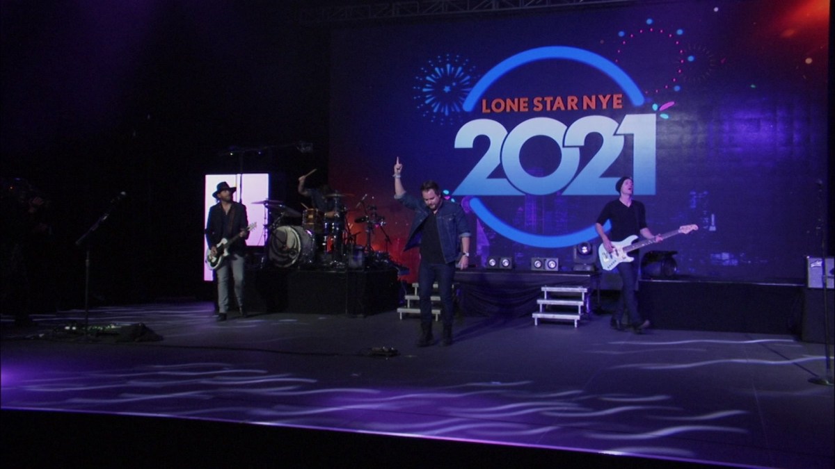 The Eli Young Band Happy to Be on Stage Again for Lone Star NYE - Vimarsana News