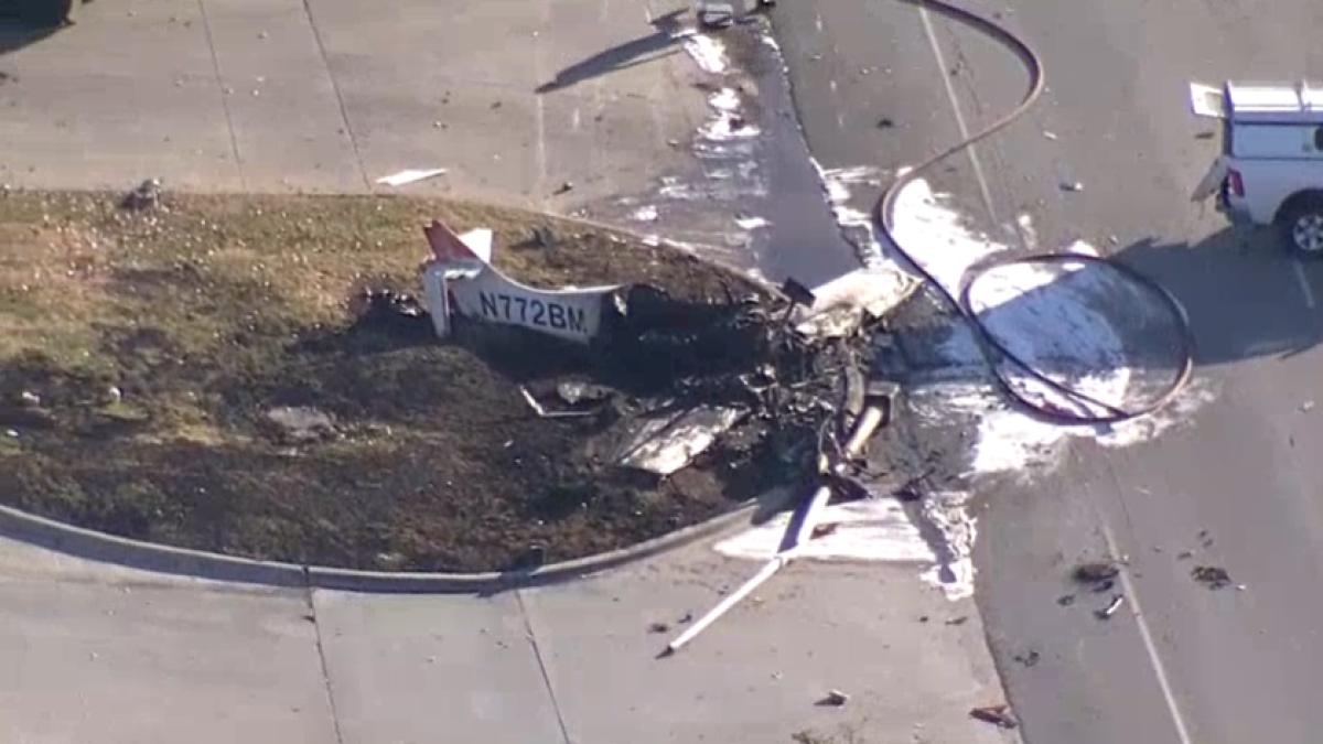2 Killed in Small Plane Crash Near Texas 360 in Grand Prairie NBC 5