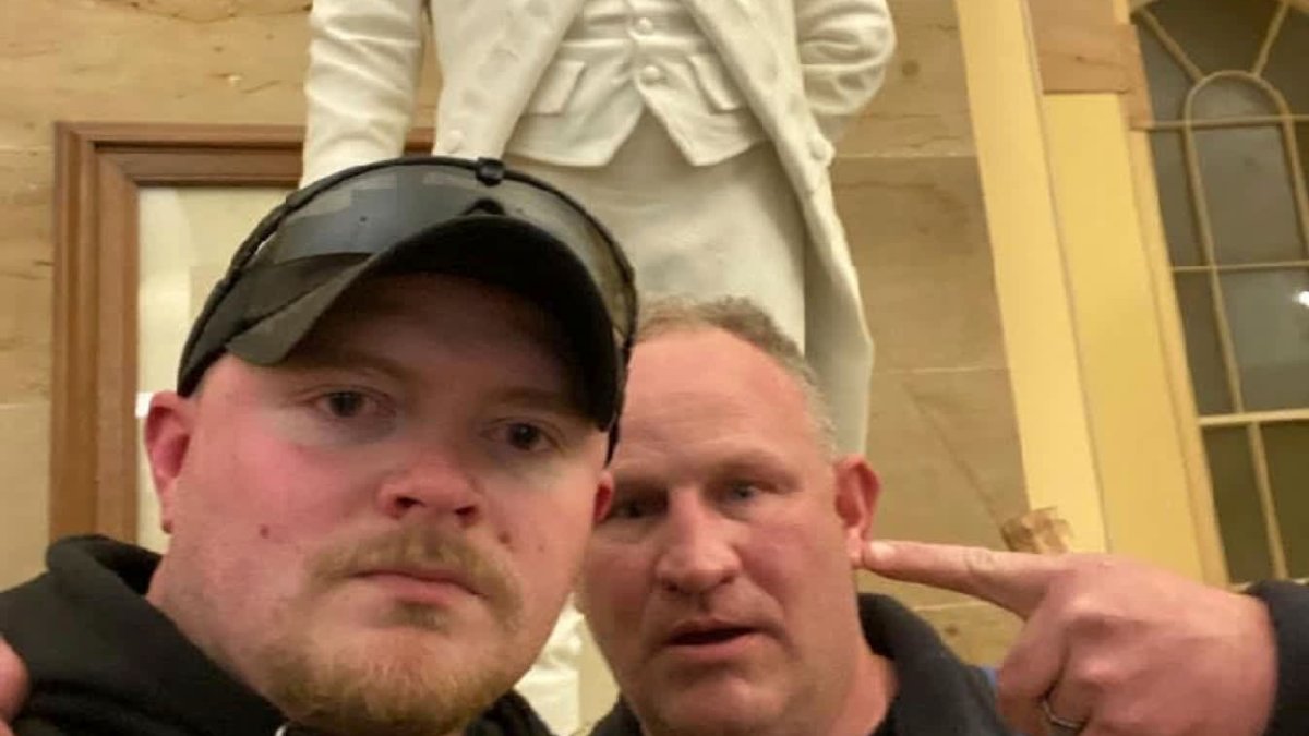 Ex-Police Officers Reject Pleas in Capitol Riot Case – NBC 5 Dallas ...