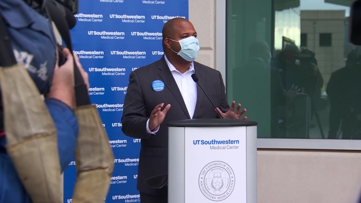 New Dallas Vaccine Controversy Pits Mayor Against Council Members - Vimarsana News