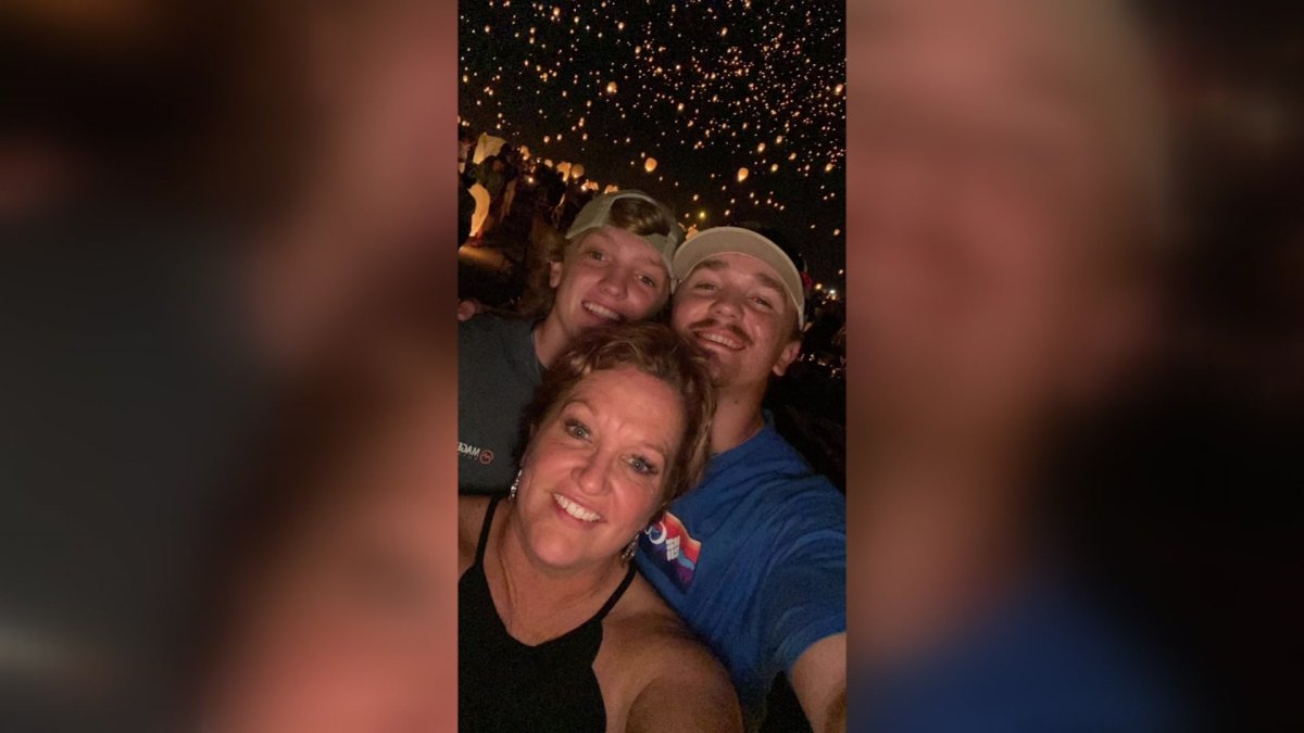North Texas Brothers Leaning on Each Other After Losing Mother to COVID