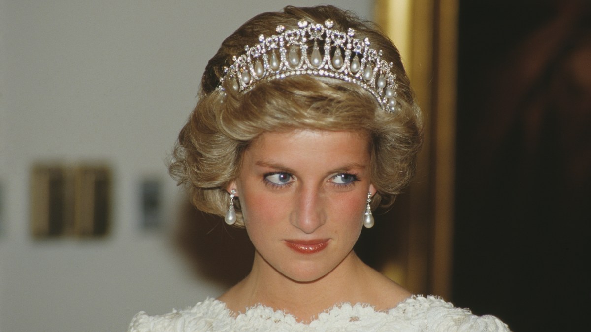 Warren Buffett Revealed Which President Princess Diana Deemed 'Sexiest Man Alive' – NBC 5 Dallas-Fort Worth - Vimarsana News