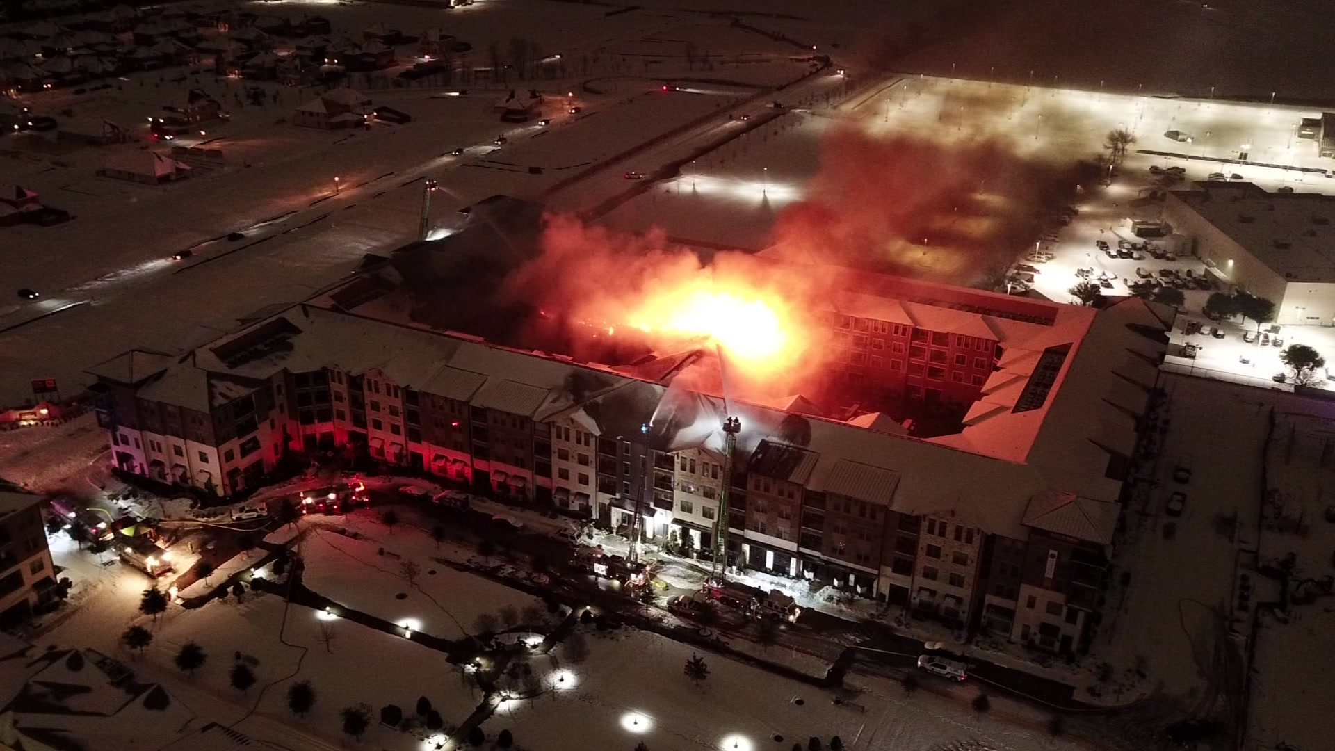 fire reignites in frisco apartment day after a man is hospitalized 2 firefighters hurt nbc 5 dallas fort worth