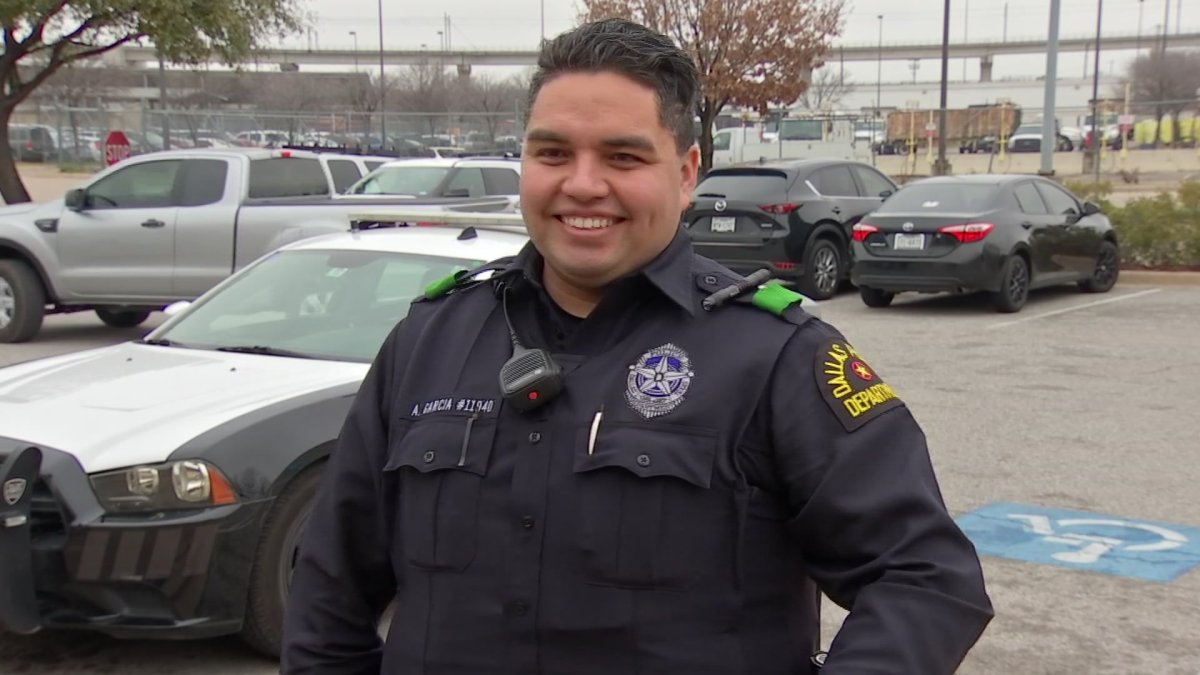 Dallas Police Officer Trainee Gets Chief s Attention NBC 5 Dallas 