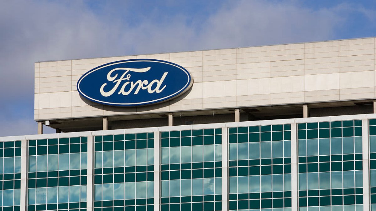Ford Patent for Remote Repo Tech Will Disable Your Car If You Miss Payments