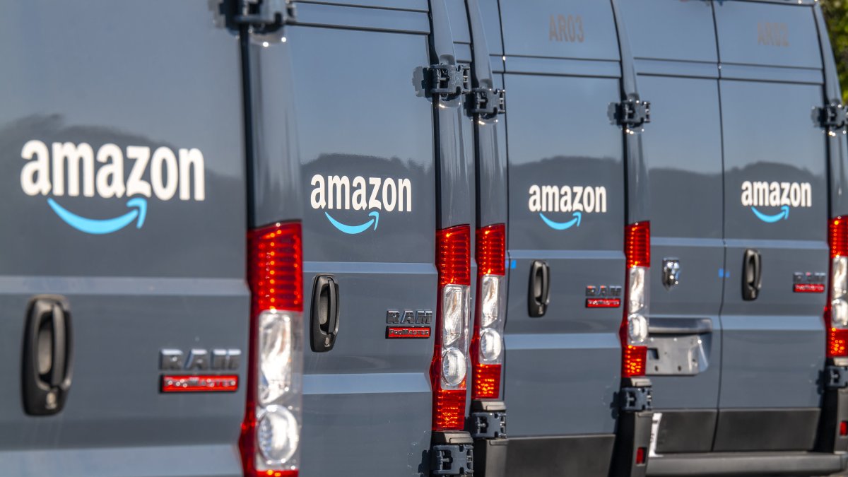 Amazon Delivery Driver Found Dead in Missouri Yard After Dog Attack – NBC 5 Dallas-Fort Worth - Vimarsana News