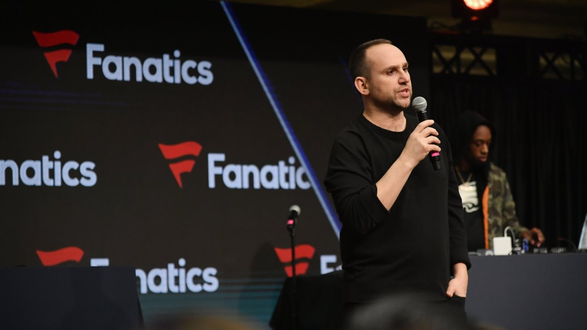 Fanatics' NFT Company Is Worth $1.5 Billion, and NFL Legend Peyton Manning Now Owns a Stake - Vimarsana News