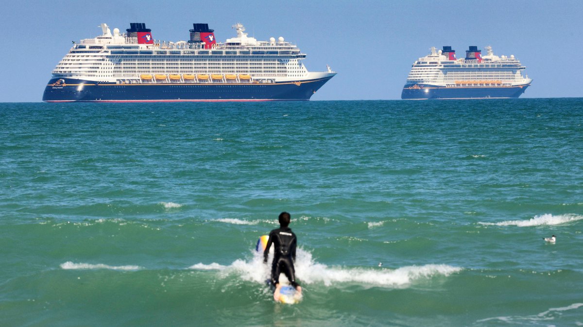 CDC Extends Cruise Line Health Rules Until Mid-January – NBC 5 Dallas-Fort Worth CDC Extends Cruise Line Health Rules Until Mid-January – NBC 5 Dallas-Fort Worth