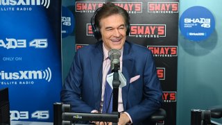 NEW YORK, NEW YORK - JANUARY 27: (EXCLUSIVE COVERAGE) Dr. Oz visits 'Sway in the Morning' with Sway Calloway on Eminem's Shade 45 at the SiriusXM Studios on January 27, 2020 in New York City.