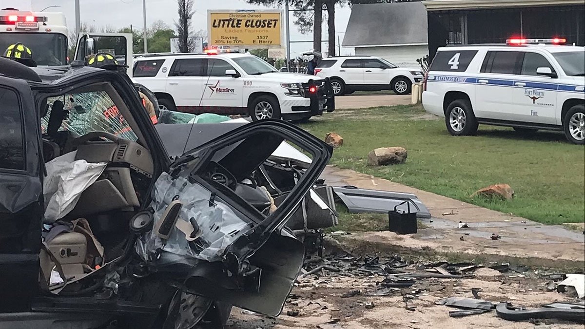 Man, Child Killed in East Fort Worth Car Crash That Injured Two Others ...