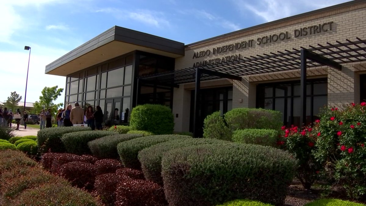 Aledo ISD Parents Want Plan From School Board to Address Racism NBC 5