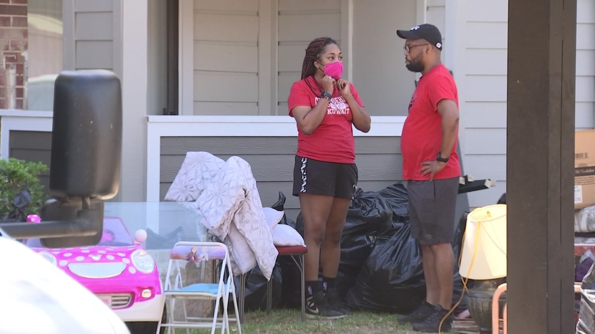 Arlington Woman Evicted Despite Federal Moratorium NBC 5 DallasFort