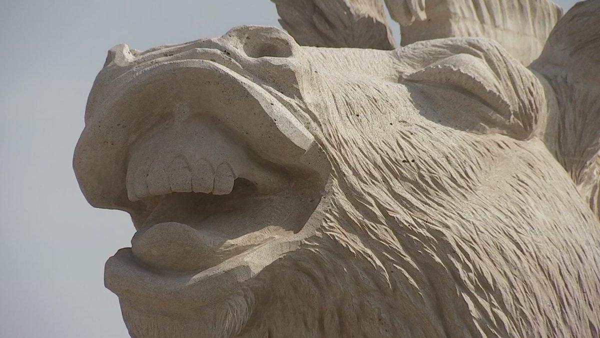 The Story Behind the ‘LMAO’ Statue in McKinney NBC 5 DallasFort Worth