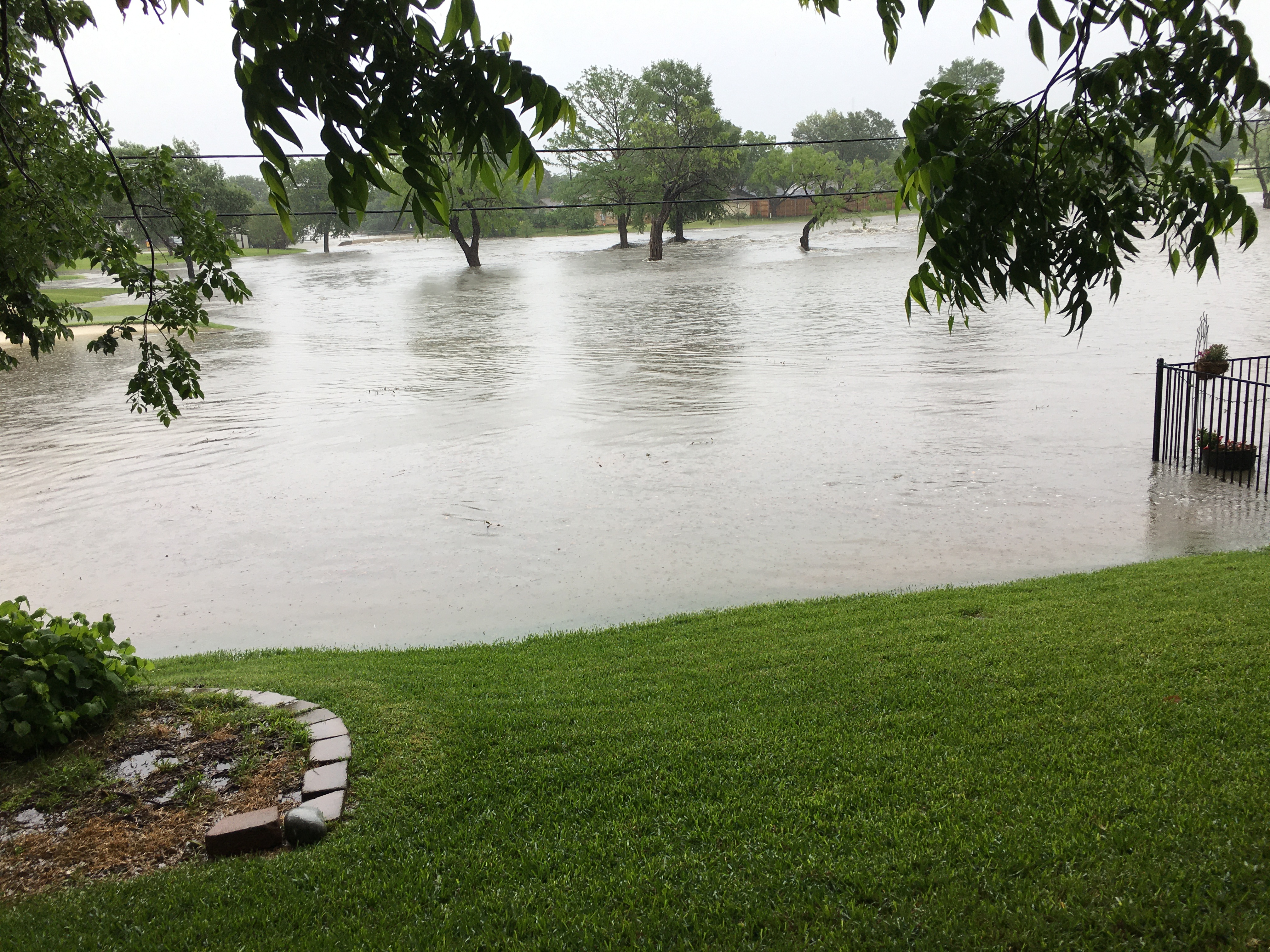 Heavy Rain Causes Flooding Across North Texas – NBC 5 Dallas-Fort Worth