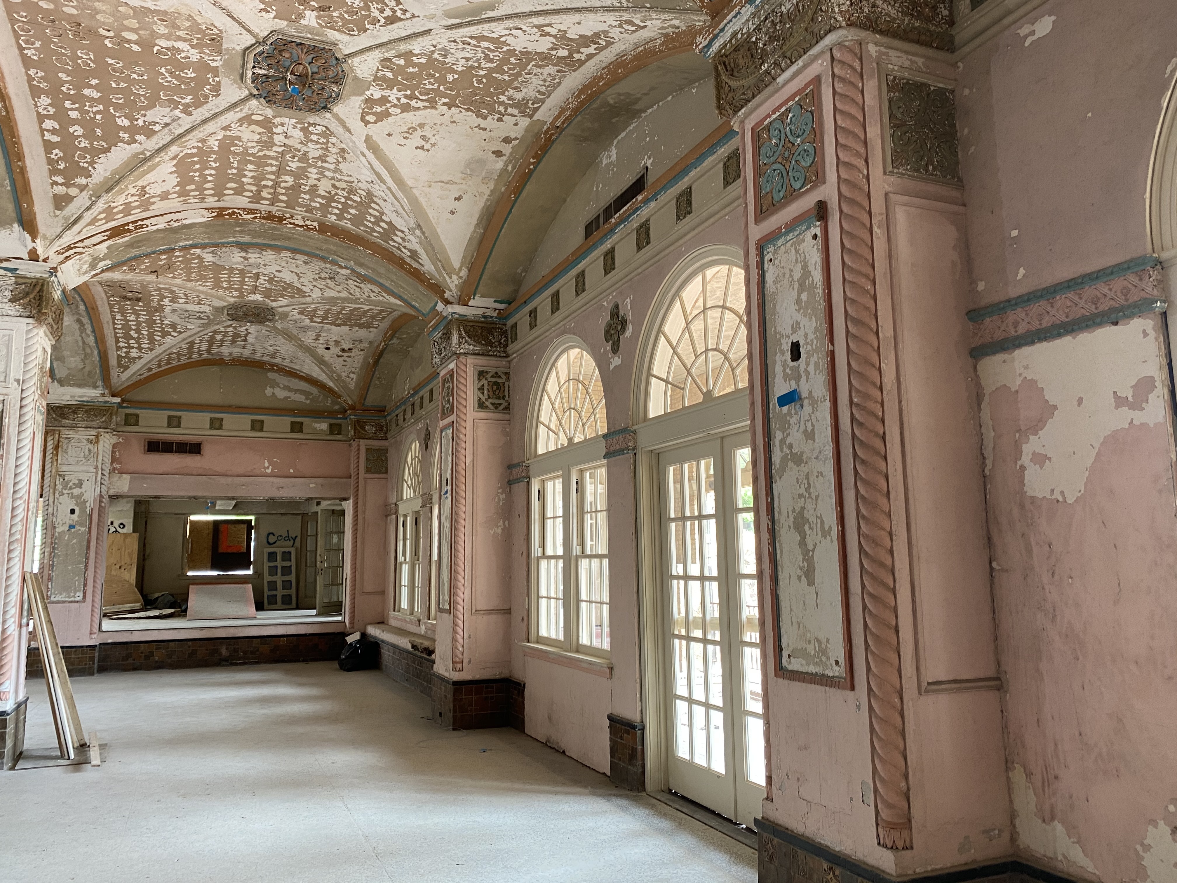 baker hotel tour