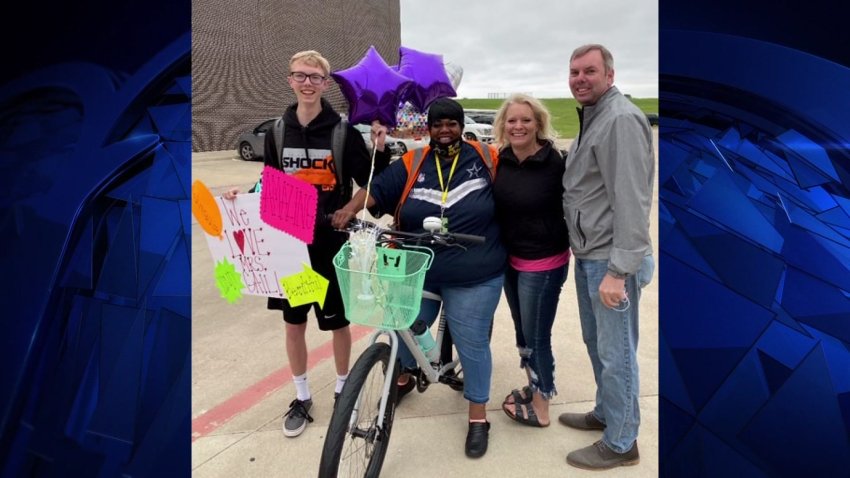 High School Senior Does Something Good for His Favorite Bus Driver
