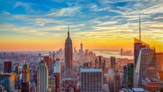 Here’s How Expats Living in the U.S. Rate Work-Life Balance, Cost of Living and Overall Happiness