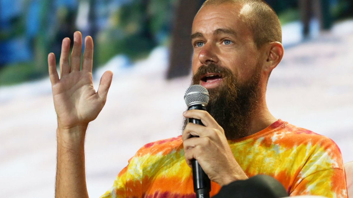 Jack Dorsey Says Elon Musk Is the 'Singular Solution I Trust' to Run Twitter – NBC 5 Dallas-Fort Worth - Vimarsana News