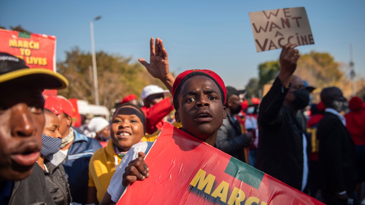 Inside the Cutthroat Race to Secure Doses – NBC 5 Dallas-Fort Worth Inside the Cutthroat Race to Secure Doses – NBC 5 Dallas-Fort Worth