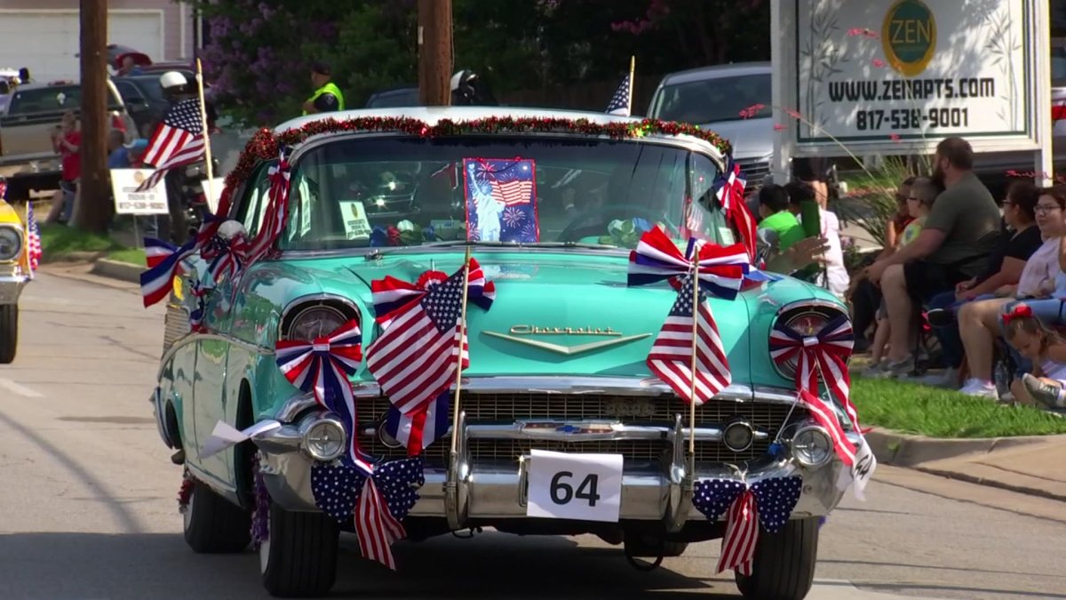 Arlington Resumes Fourth of July Parade Tradition NBC 5 DallasFort Worth