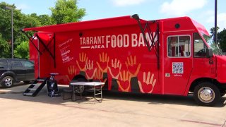 A new Tarrant Area Food Bank program is aimed at meeting people in need. Noelle Walker reports on the RED Bus helping people experiencing food insecurity.