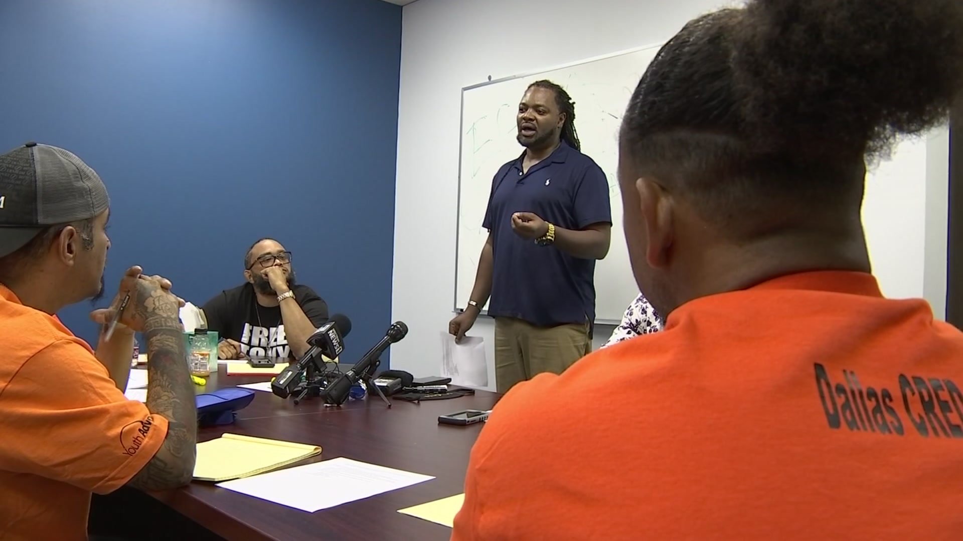 Violence Interrupters in Training to Combat Dallas Crime - Vimarsana News