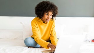 ‘Be Willing to Walk Away’: 6 Black Women Career Coaches on Negotiating Your Salary and Countering a Low Offer
