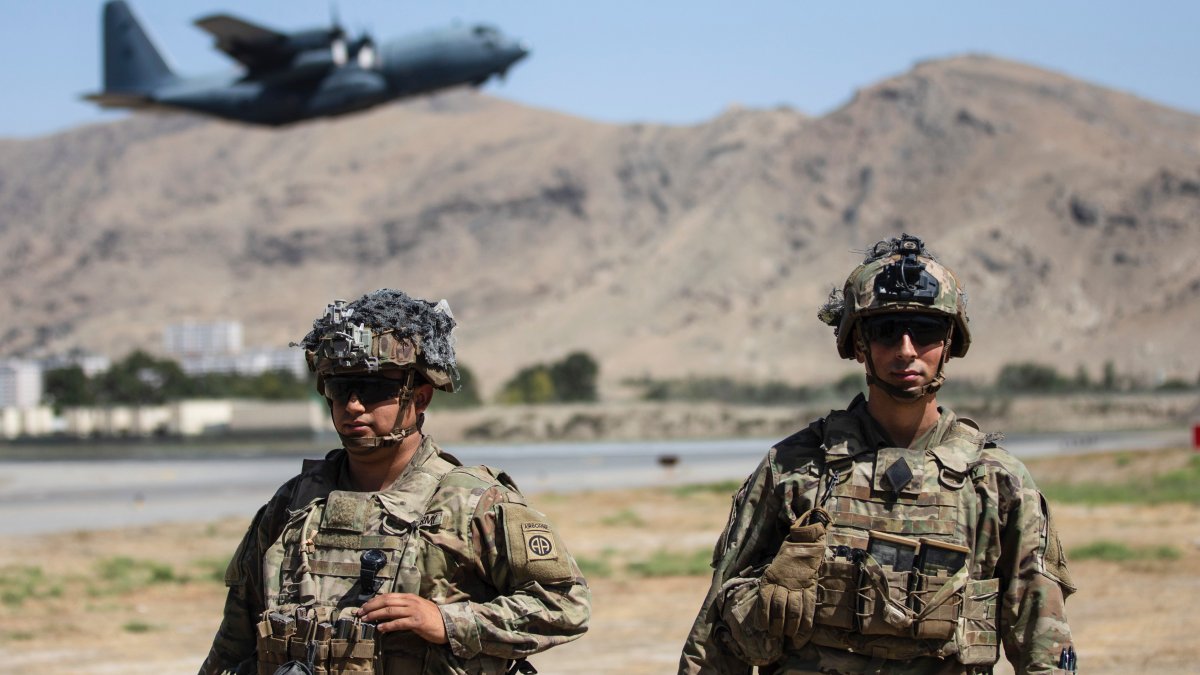 US Airstrike Hits Suicide Bombers Targeting Kabul Airport – NBC 5 Dallas-Fort Worth US Airstrike Hits Suicide Bombers Targeting Kabul Airport – NBC 5 Dallas-Fort Worth