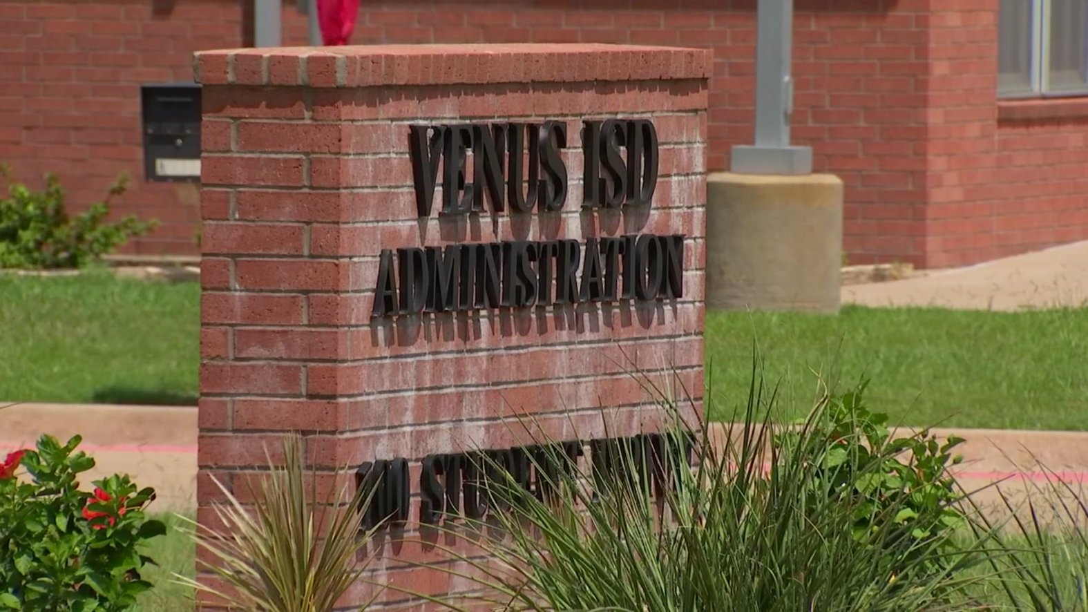 Venus ISD to Close Until After Labor Day Due to COVID19 NBC 5 Dallas