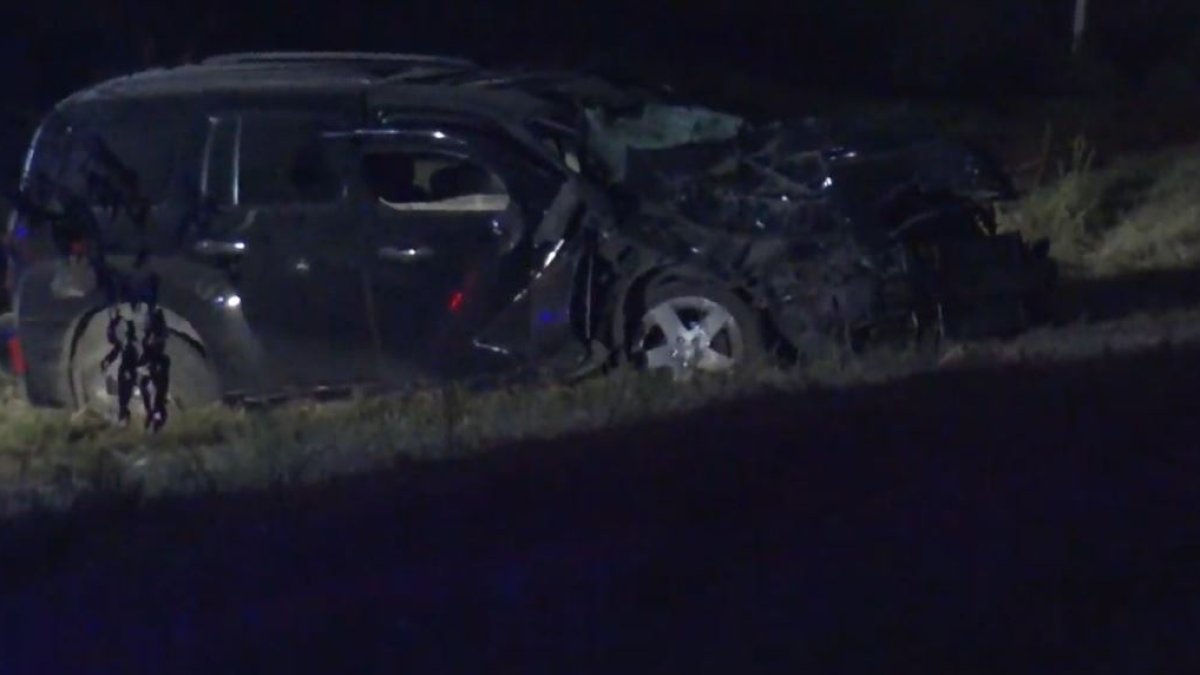 1 Killed After Hitting Tree in Overnight Fort Worth Crash – NBC 5 ...