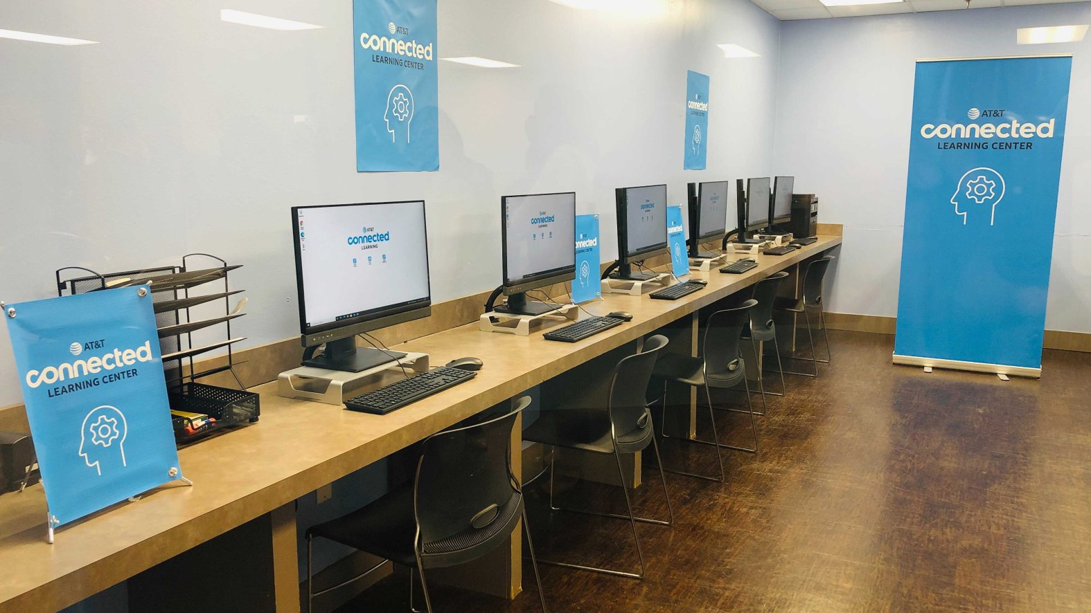 AT&T Opens First Connected Learning Center Aimed at Fighting Dallas ...