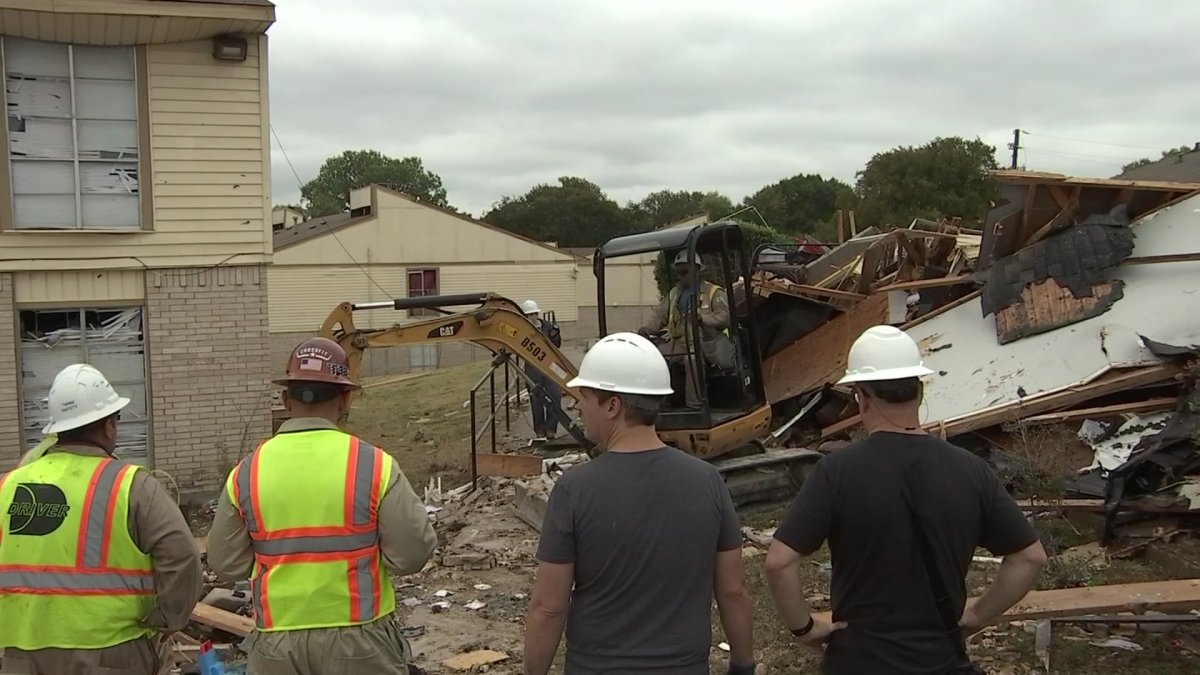 Residents Displaced by Apartment Explosion Wonder: What Now? – NBC 5 ...