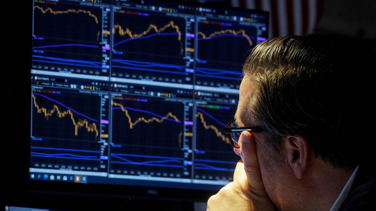 Nasdaq Futures Dip After Tech Earnings Fall Flat - Vimarsana News